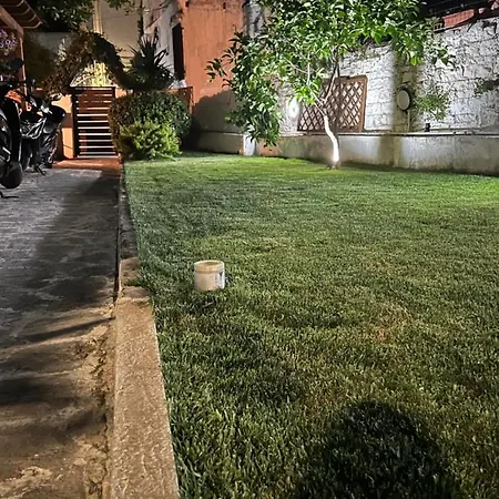 Alkistis House *