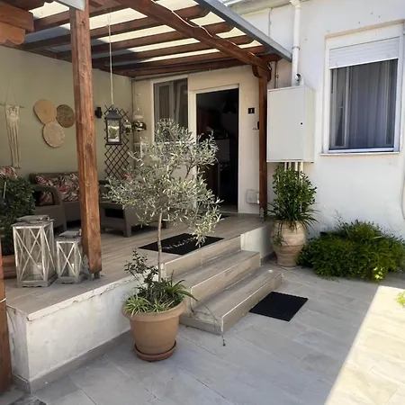 Alkistis House * Wolos