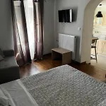펜션 Alkistis House