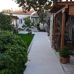 Alkistis House *