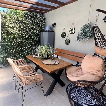 Alkistis House *